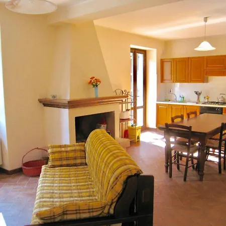 Marianna/sleeps 25/spoleto 7 Miles/rome 1 Hr * Bazzano di Spoleto