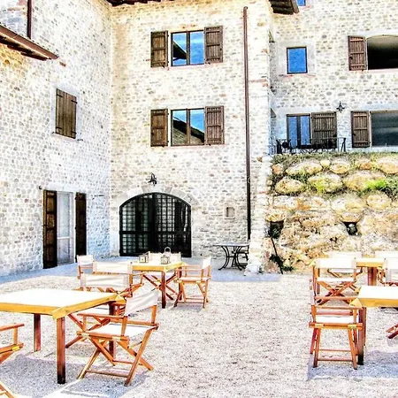 Marianna/sleeps 25/spoleto 7 Miles/rome 1 Hr וילה
