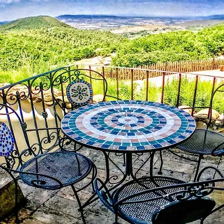 Marianna/sleeps 25/spoleto 7 Miles/rome 1 Hr * Bazzano di Spoleto