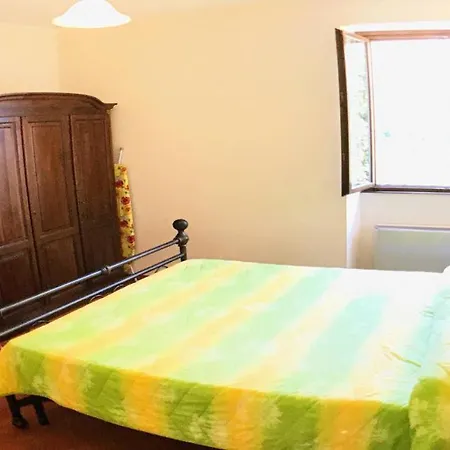 Marianna/sleeps 25/spoleto 7 Miles/rome 1 Hr Bazzano di Spoleto