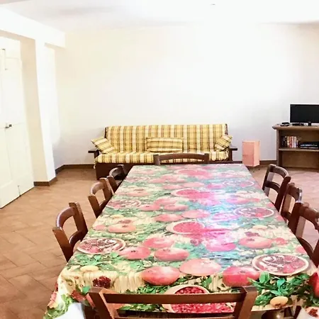 Marianna/sleeps 25/spoleto 7 Miles/rome 1 Hr וילה