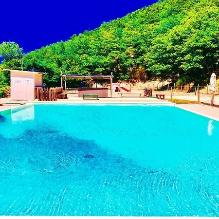Marianna/sleeps 25/spoleto 7 Miles/rome 1 Hr * Bazzano di Spoleto
